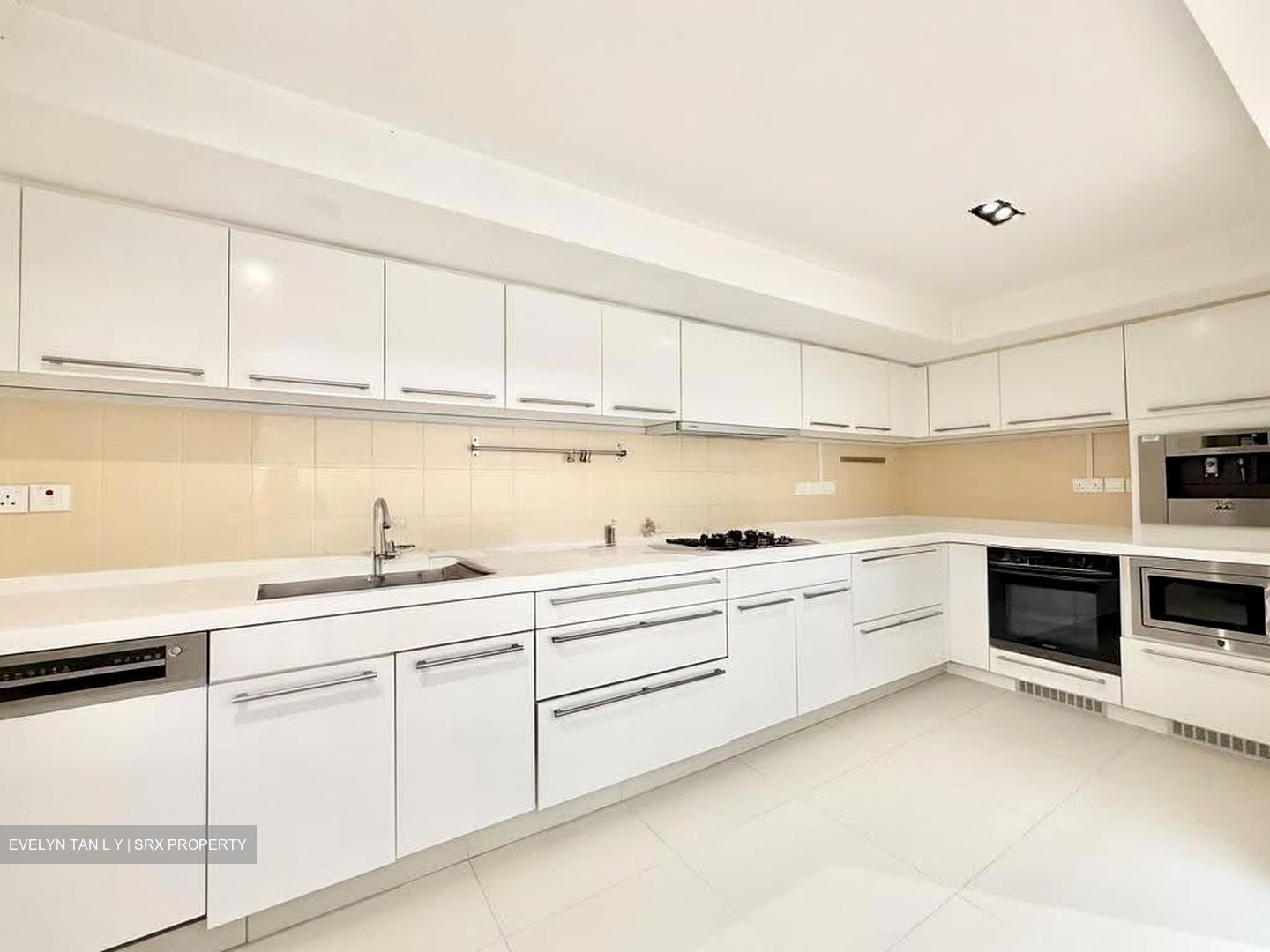 Cairnhill Road (D9), Detached #615980231